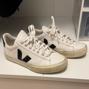 Veja Sneakers